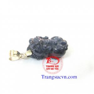 Mặt dây tỳ hưu đá quý sapphire thiên nhiên