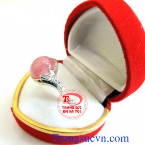 Nhẫn nữ ruby đẹp xinh