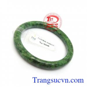 Vòng cẩm thạch đẹp