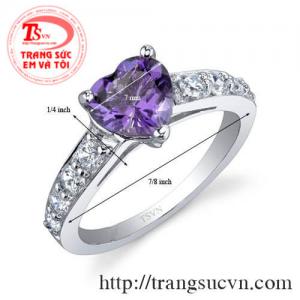 Nhẫn bạc trái tim thạch anh tím