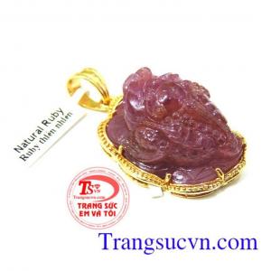 Mặt dây ruby thiềm thừ