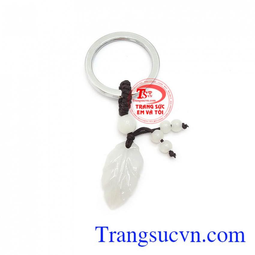 Móc treo lá ngọc cẩm thạch