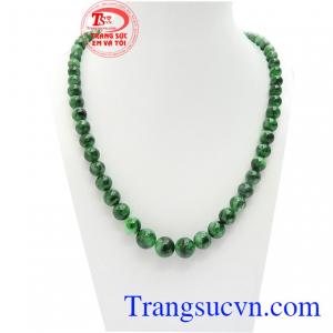 Chuỗi ngọc cẩm thạch may mắn là sản phẩm ngọc cẩm thạch thiên nhiên mang đến nhiều may mắn, sức khỏe cho người đeo