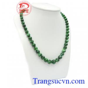 Ngọc cẩm thạch từ xưa đến nay là món đồ trang sức quý