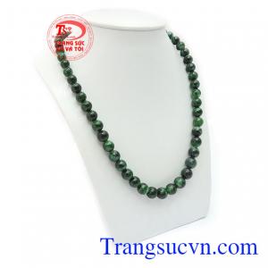 Chuỗi vòng cổ ngọc cẩm thạch cao cấp là món quà ý nghĩa dành tặng bà, tặng mẹ