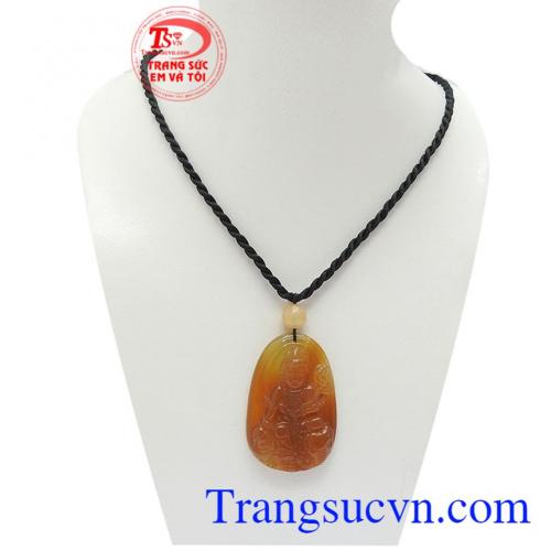 Mặt dây phật bản mệnh thìn, tỵ mệnh kim và thổ là sản phẩm đá mã não thiên nhiên