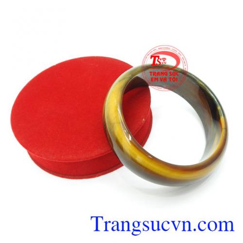 Vòng ngọc thiên nhiên đeo tay sang trọng