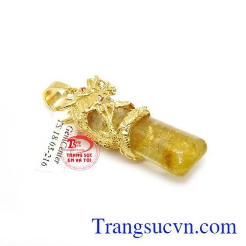 Sản phẩm chế tác từ vàng 10k sáng bóng, bền đẹp