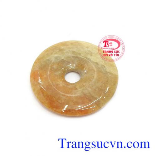 Ngọc cẩm thạch huyết có nhiều tác dụng tốt đối với sức khỏe con người và hợp phong thủy