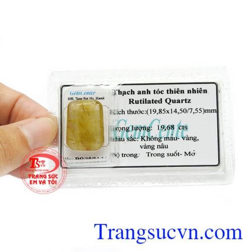 Viên đá quý có thể kết hợp với vàng hoặc bạc để làm trang sức phong thủy