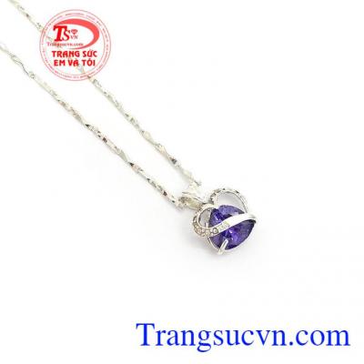 Mặt dây chuyền nữ tinh tế, sắc nét, phù hợp thời trang phái đẹp