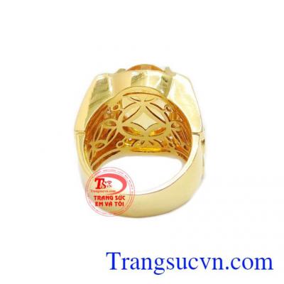 Thiết kế bên trong cũng được chú trọng tới