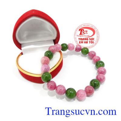 Chuỗi vòng ruby và ngọc nephrite thiên nhiên