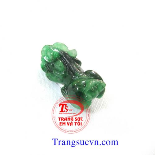 Tỳ hưu ngọc Jadeite mệnh mộc