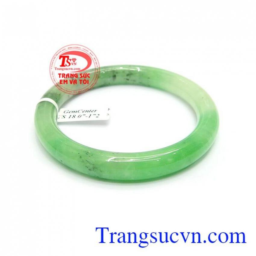 Vòng tay cẩm thạch tinh tế