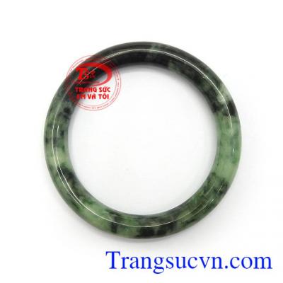 Vòng ngọc thiên nhiên phong thủy bình an may mắn