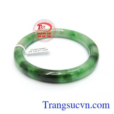 Vòng ngọc phong thủy may mắn, bình an