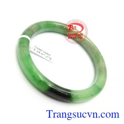 Vòng ngọc tự nhiên quý phái