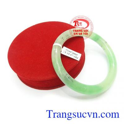 Vòng ngọc cẩm thạch thiên nhiên đẹp
