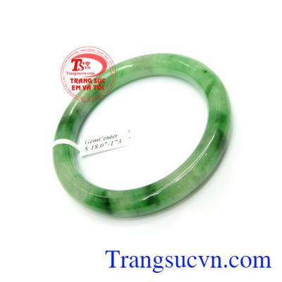 Vòng bản tròn tụ nhiên chất lượng đeo hợp phong thủy, mang lại may mắn, bảo hộ sức khỏe là sản phẩm ý nghĩa nhất dành tặng chị em phụ nữ