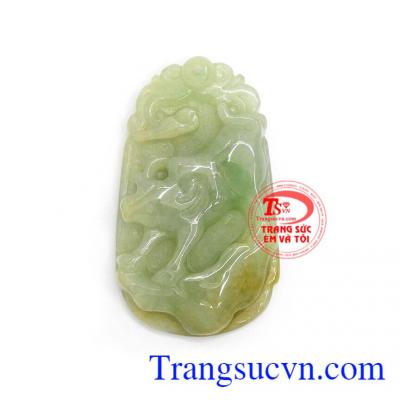 Mặt Dây Tuổi Sửu Cẩm Thạch phù hợp làm mặt dây chuyền, ngọc cẩm thạch trong phong thủy có tác dụng giải trừ tà khí, mang lại may mắn, bình an và tài lộc cho người đeo, là lá bùa may mắn cho người tuổi sửu