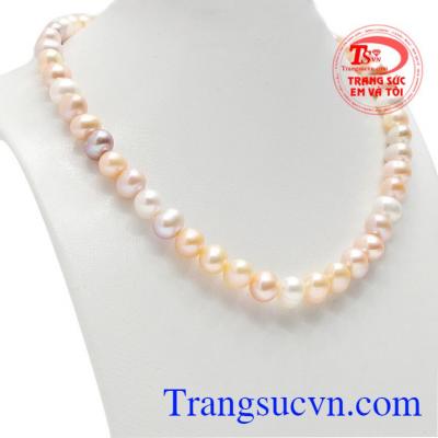 Ngọc trai sang trọng giúp phụ nữ luôn tỏa sáng