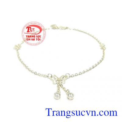 Lắc Chân Nữ Bạc Cá Tính chế tác hình cánh và ngôi sao độc đáo mang lại sự nhẹ nhàng, cá tính và phong cách độc đáo cho phái đẹp