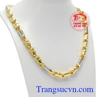 Dây chuyền sang trọng, giúp phái mạnh thể hiện cá tính