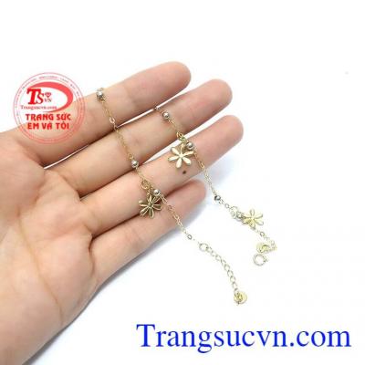 Lắc chân mẫu mã mới lạ, tinh xảo độc đáo