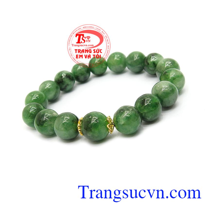 Chuỗi ngọc jadeite phú quý tạo cảm giác thanh bình, hài hòa, cân bàng năng lượng cho người sử dụng
