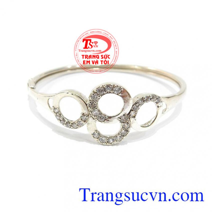 Vòng tay bạc tinh tế