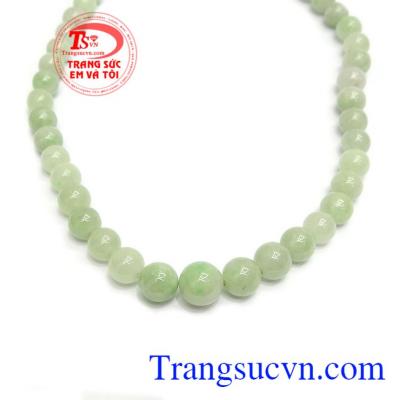 Chuỗi vòng ngọc phù hợp với các trang phụ