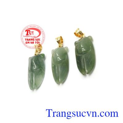 Đặc biệt đối với học sinh, sinh viên, người đang đi học, đeo ngọc thiền trên người có thể làm cho tinh thần phấn chấn, gia tăng ý chí, sự chăm chỉ và phấn đấu để đạt vị trí cao, và có chí hướng trong học tập, nghiên cứu, không ngừng tiến bộ. Mặt Ngọc Thiề