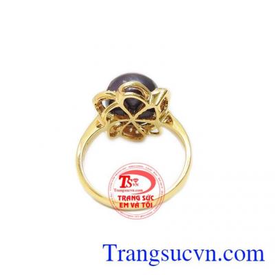 Phù hợp với nhiều trang phục