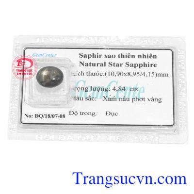 Viên Sapphire Sao May Mắn