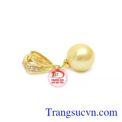 Ngọc trai vàng độc đáo, lạ mắt