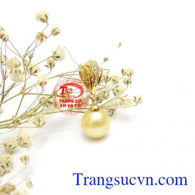 Thiết kế đầy tinh tế tôn vinh vẻ đẹp phái nữ