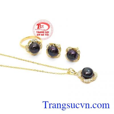 Thiết kế sang trọng, tinh tế cho phái nữ luôn xinh đẹp và quyến rũ