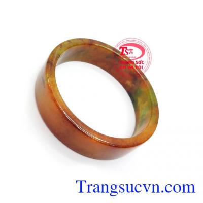 Vòng Cẩm Thạch Thiên Nhiên Tài Lộc đeo sang trọng quý phái, ngọc cẩm thạch còn chứa nguồn năng lượng dồi dào, có tác dụng giải trừ tà khí, mang lại may mắn, tài lộc và bình an cho người đeo