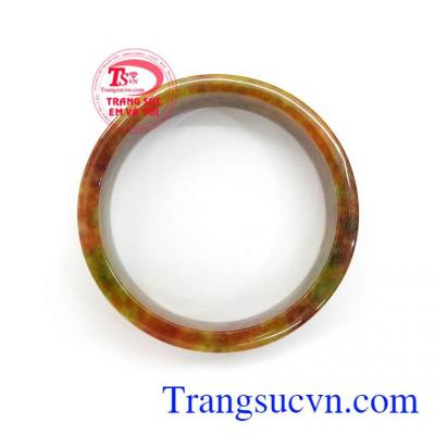 Đeo vòng tay đá cẩm thạch còn giúp xua tan sự phiền muộn trong cuộc sống, tâm hồn bạn sẽ luôn được thư thái, bình an