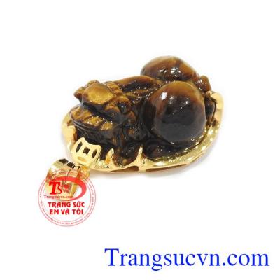 Mặt dây tỳ hưu đá mắt hổ đẹp là sản phẩm đá mắt hổ thiên nhiên chế tác hình tỳ hưu may mắn