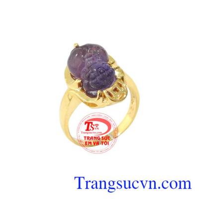 Nhẫn nữ tỳ hưu chiêu tài lộc là sản phẩm nhẫn sang trọng, tốt cho người kinh doanh