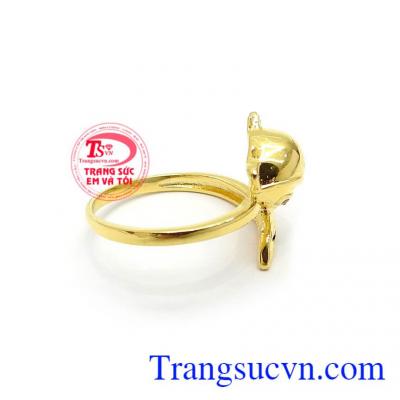 Nhẫn nữ xinh xắn phù hợp làm quà tặng cho người bạn yêu thương trong những dịp ý nghĩa