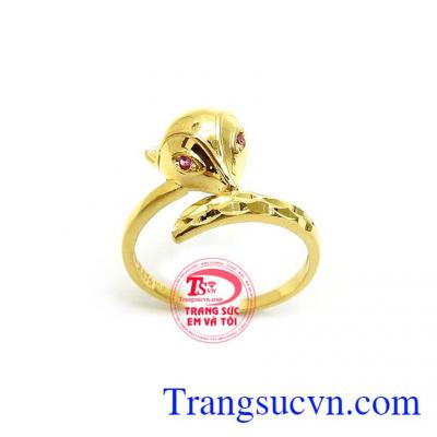 Nhẫn Nữ Hồ Ly Sang Trọng chế tác tinh xảo, mẫu mã độc đáo, tôn lên sự cá tính, sang trọng, dịu dàng cho phái đẹp