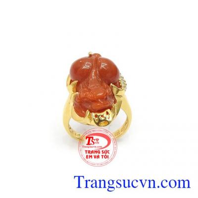 Nhẫn Nữ Tỳ Hưu Thịnh Vượng chạm khắc tinh xảo độc đáo, đeo hợp thời trang và phong thủy