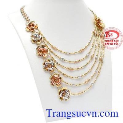 Kiềng vàng nhập khẩu Italy với kiểu dáng sang trọng và quý phái