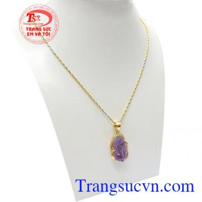 Bộ Dây Chuyền Tỳ Hưu Thịnh Vượng với tỳ hưu là linh vật được ưa chuộng bậc nhất trọng phong thủy, có tác dụng giải trừ tà khí, mang lại điều tốt lành như tài lộc, may mắn trong công việc và cuộc sống, là lá bùa hộ mệnh cho bản thân