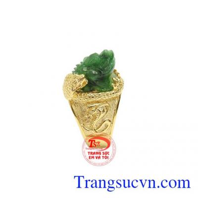 Hiện nay, thiềm thừ được rất nhiều khách hàng yêu thích vì mang lại sự may mắn và chiêu tài lộc cho người dùng.