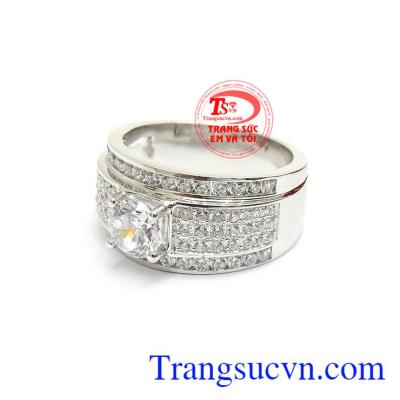 Nhẫn nam vàng trắng đính đá phong cách độc đáo