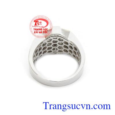 Nhẫn nam vàng trắng đính đá CZ tinh tế và thời trang